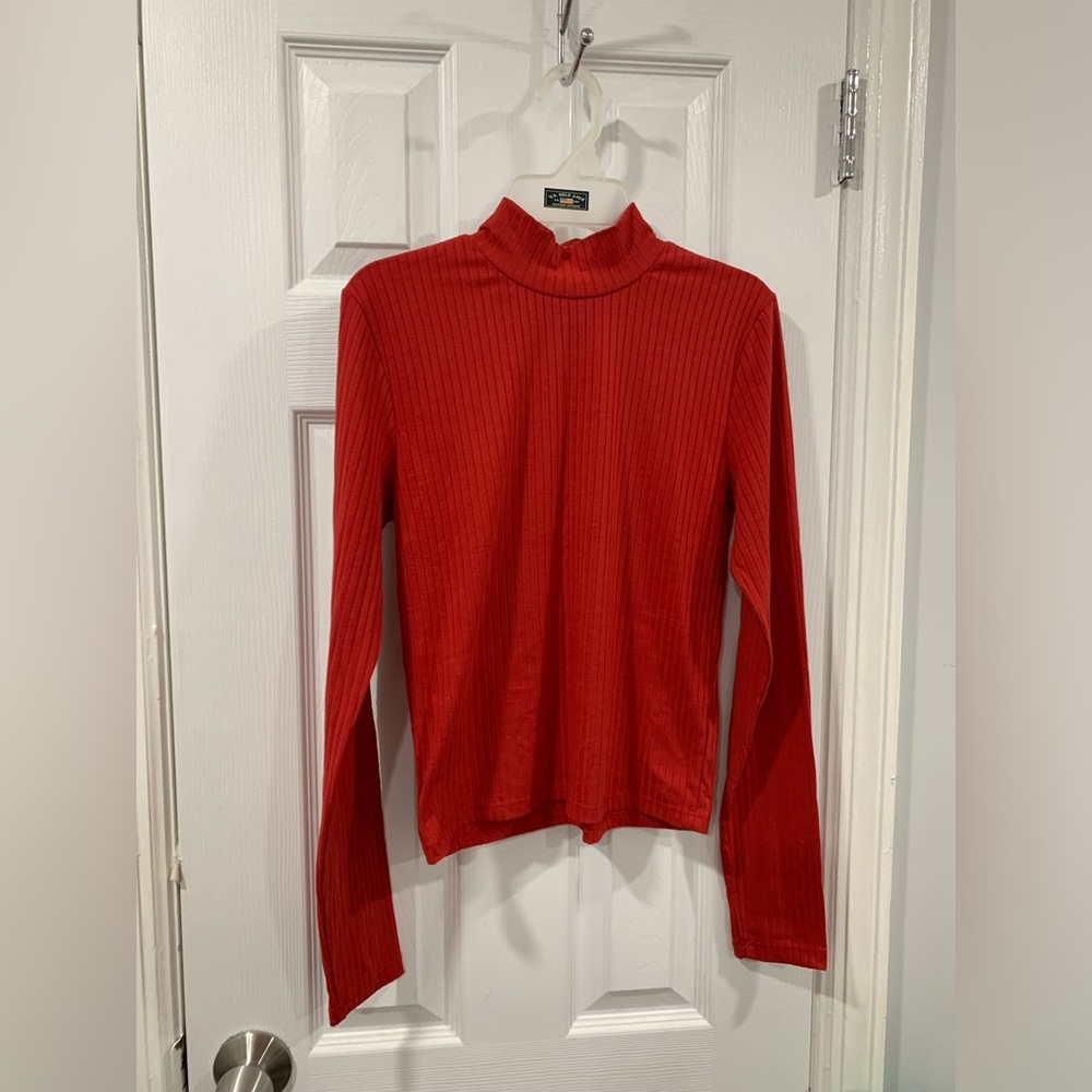 Comfy Formal Fitted Red Turtleneck Shirt Size L from Derek Heart